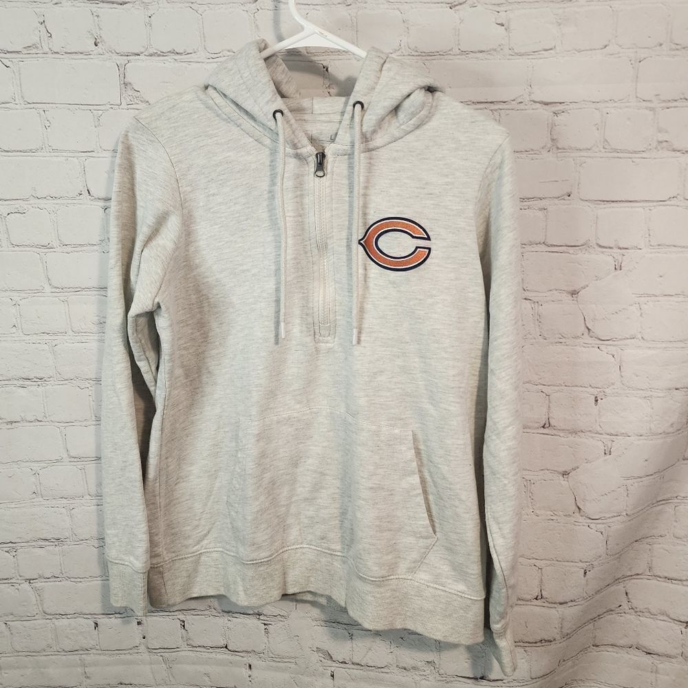 Boy's Antigua "Chicago Bears" zip-up hoodie, size Large